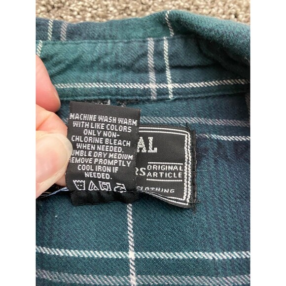 National Outfitters Men’s Flannel Button-Down Shirt Green Navy Plaid Size M - Picture 4 of 7